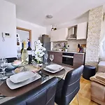 Apartman Luxury *