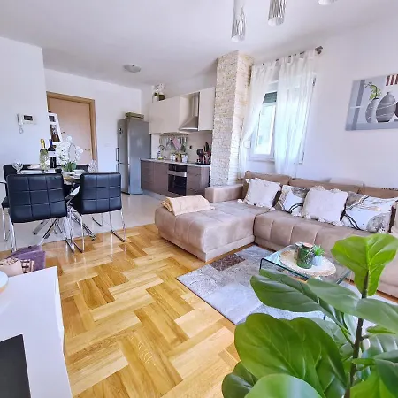 Luxury Apartment Solin